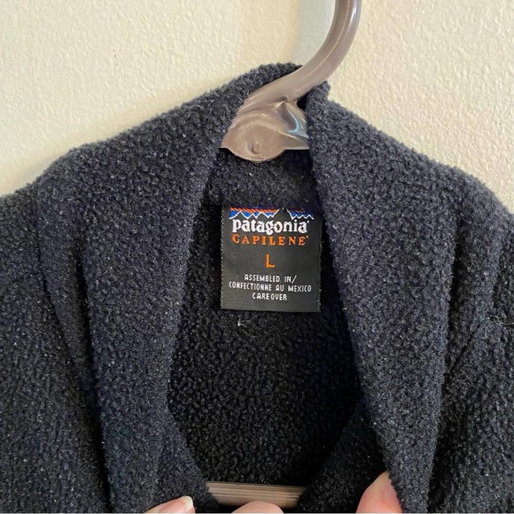 Patagonia Capilene Black Fleece Long Sleeve Pullover Womens Large 1/4 Zip Front - Picture 2 of 13